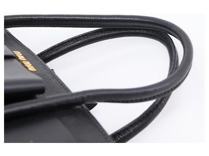 Borsa a mano Miu Miu con fiocco frontale in pelle 2way Black Gold Auth am12684V Nero D'oro - vista 14
