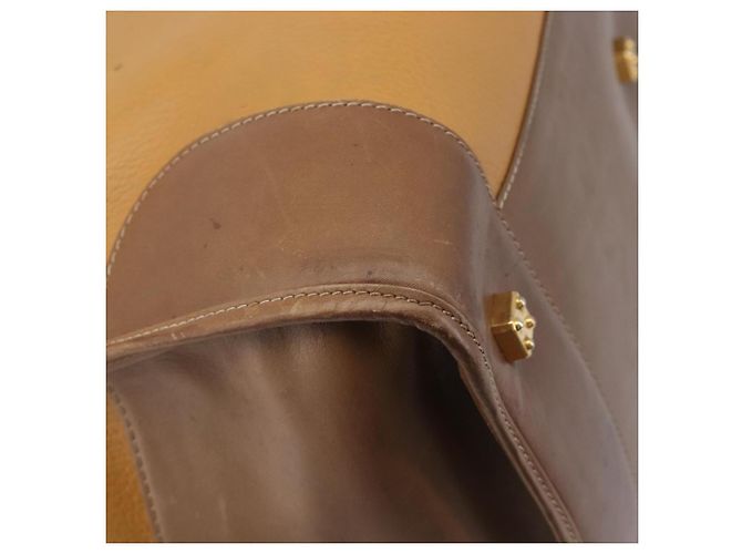 Bolsa Boston LOEWE em couro bege dourado autêntica bs37201 - vista 16