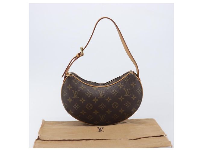 LOUIS VUITTON Monogram Pochette Croissant Shoulder Bag M51510 LV Auth BA16038V Monogramma - vista 12