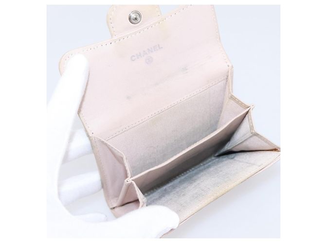 Cartera CHANEL Matelasse de piel de cordero beige y plata CC Auth 205317 - vista 9