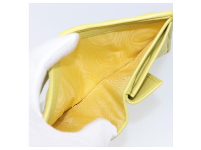 Portafoglio Miu Miu Matelassé in pelle giallo tono oro Auth 206670M - vista 9