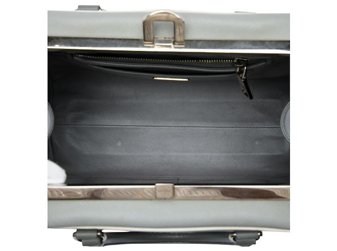 Sac à main Prada Saffiano Lux Pyramid Frame Gris - vue 4