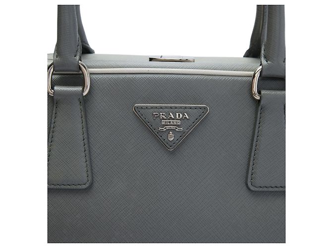 Sac à main Prada Saffiano Lux Pyramid Frame Gris - vue 5