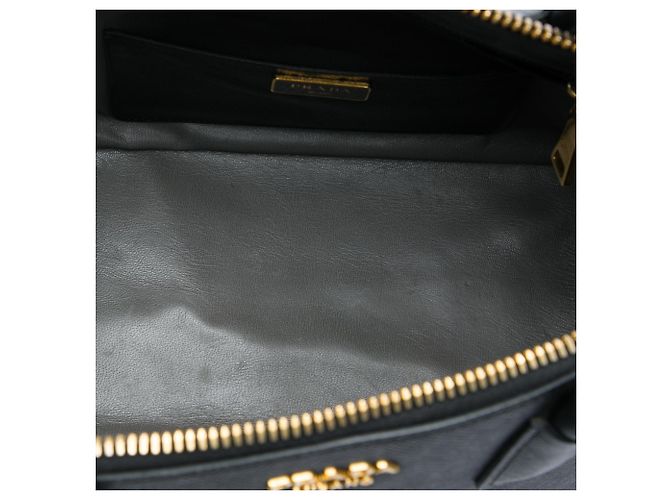 Bolsa de Mão Prada Saffiano Cuir Dome Preta Preto - vista 4