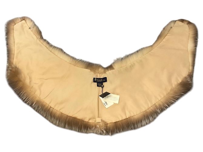 Autre Marque Brooks Brothers Cape aus echtem Fuchsfell in Beige Kamel - Ansicht 9