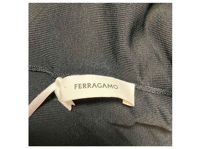 Salvatore Ferragamo Vestido maxi em jersey de manga comprida e decote drapeado Ferragamo preto - vista 4