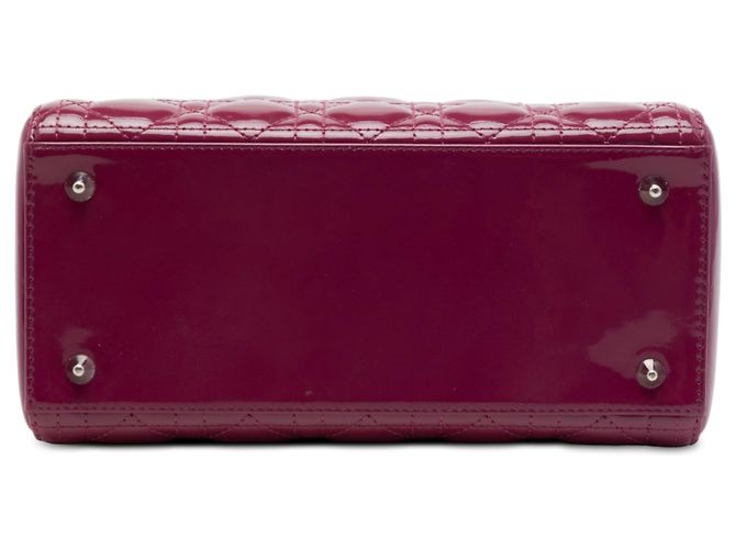 Bolsa Lady Dior Medium em couro envernizado Cannage Rosa - vista 3