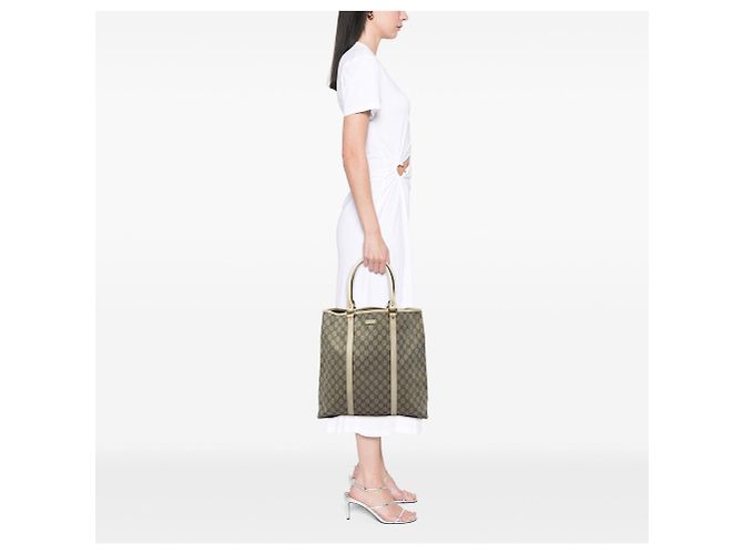 Tote Vertical Gucci GG Supreme Joy Bege - vista 7
