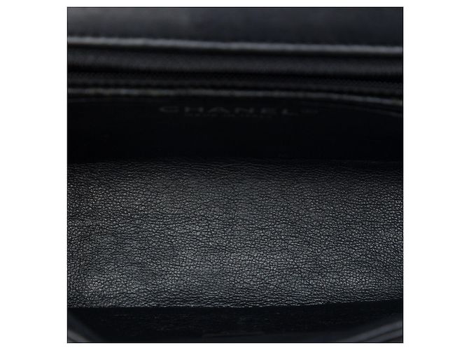 Bolsa Tiracolo Chanel Mini Rectangular Classic Patent Single Flap Preta Preto - vista 4