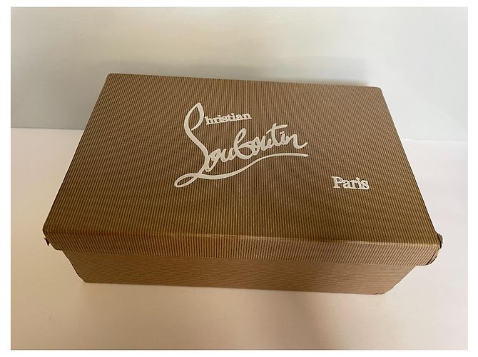 Christian Louboutin Sneakers con Borchie Rosa Bianco - vista 14