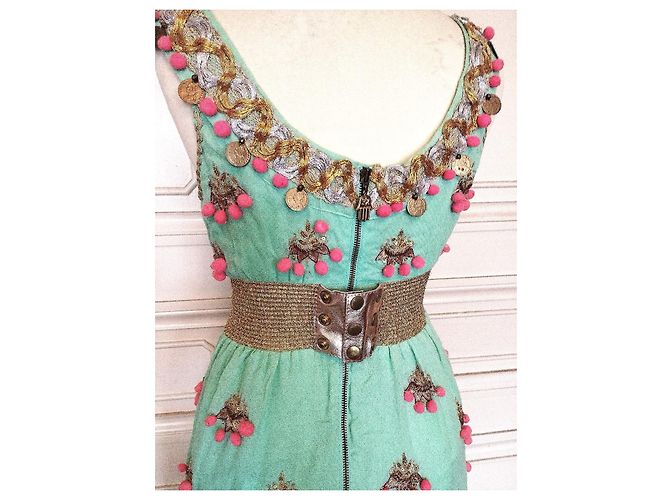 Manoush Vestido Féerie Piecettes Bordado em Lã de Algodão e Couro Rosa Turquesa Gold hardware - vista 2