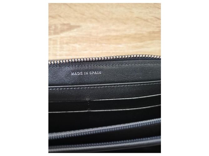 Chanel Chevron Leather Zipped Wallet in Grey Black - view 3