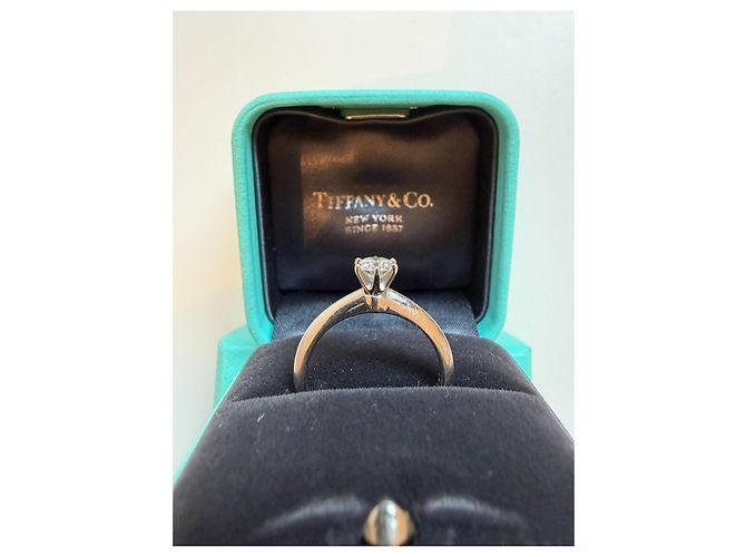 Tiffany & Co. Solitär-Diamantring aus Platin 0.38ct Silber - Ansicht 3