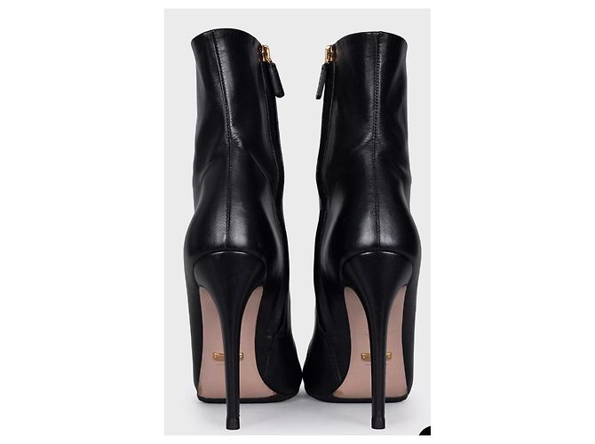 Gucci Black Leather Ankle Boots Sculptural Heel Zip Closure Size 37 Pre-owned - view 4