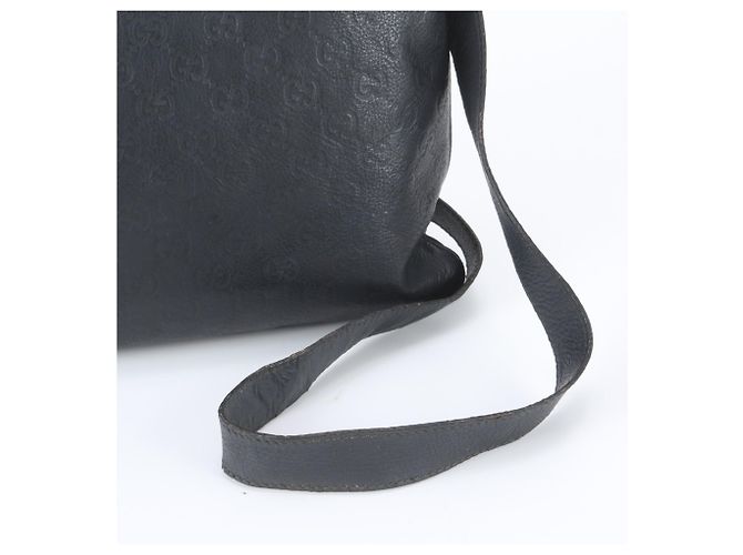 Bolsa de Ombro em Couro Gucci Guccissima Preto - vista 2