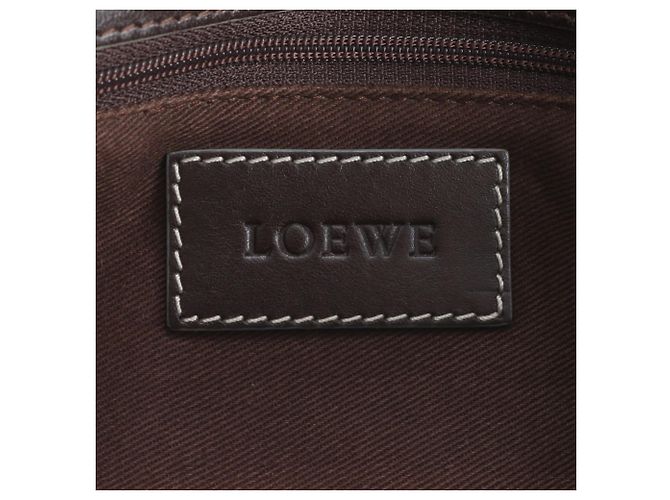 Bolso de hombro de piel Loewe Anagram Repeat Castaño Crudo - vista 10