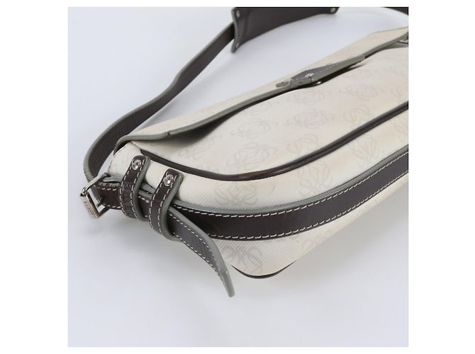 Bolso de hombro de piel Loewe Anagram Repeat Castaño Crudo - vista 6