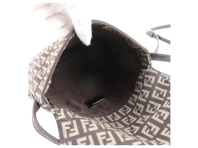 Borsa a tracolla in pelle Fendi FF Zucchino Marrone - vista 7