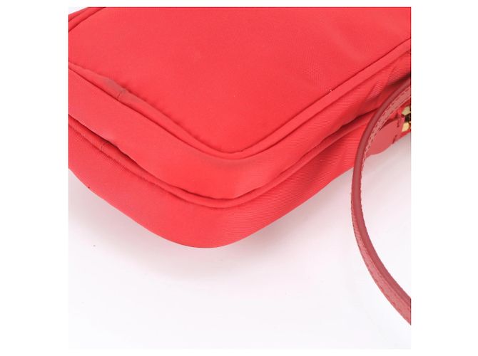 Sac à épaule en cuir et nylon Tessuto avec logo triangle Prada Rouge - vue 5