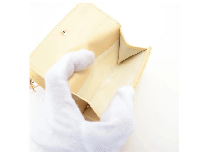 Christian Dior Cartera tri-fold Lady Dior en piel Cannage Amarillo - vista 7