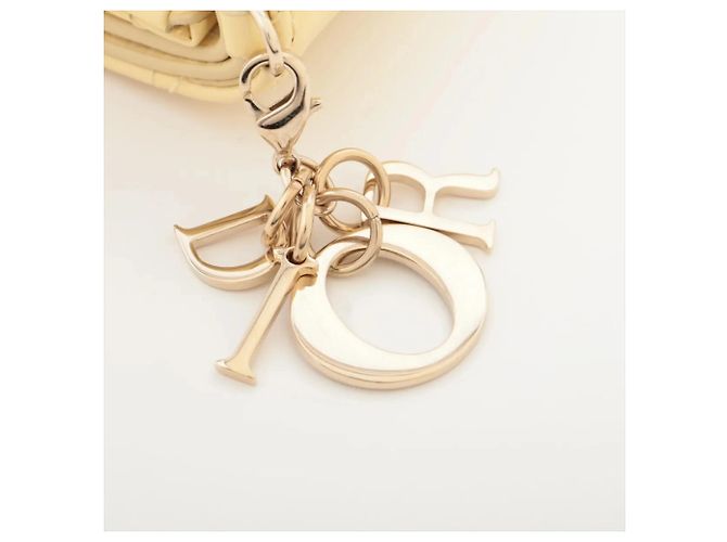 Christian Dior Cartera tri-fold Lady Dior en piel Cannage Amarillo - vista 9