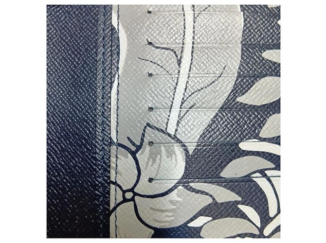 Louis Vuitton Taiga Portefeuille Brazza Wallet - vista 14