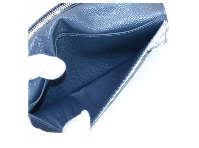 Louis Vuitton Taiga Portefeuille Brazza Wallet - vista 4
