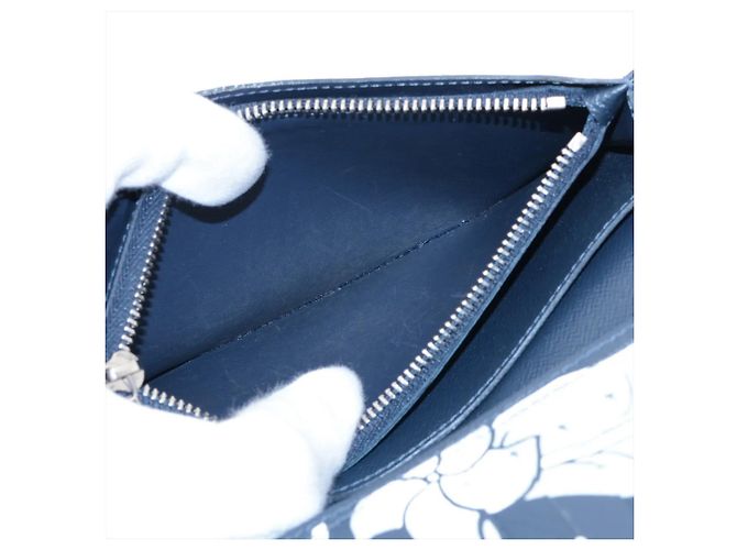 Louis Vuitton Taiga Portefeuille Brazza Wallet - vista 8