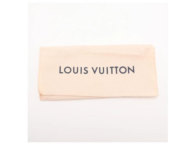 Cartera Louis Vuitton Epi Zippy Roja - vista 12