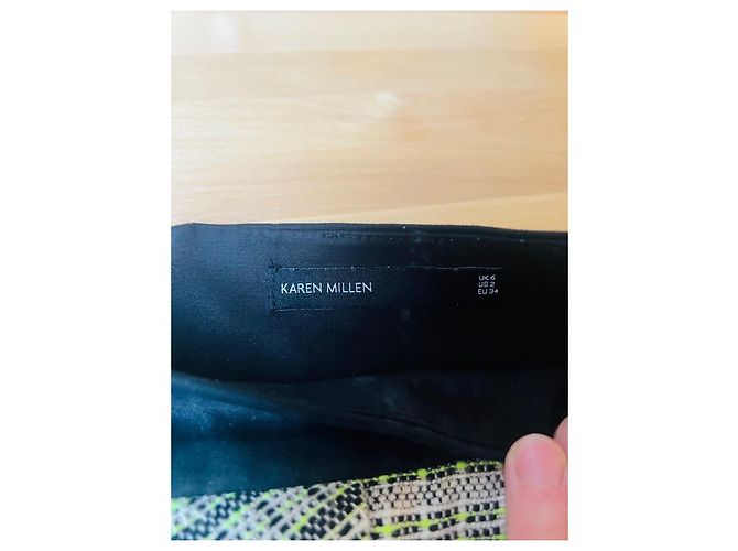 Karen Millen texturierter Minirock in Schwarz & Weiß mit Gürteldetail - Ansicht 3