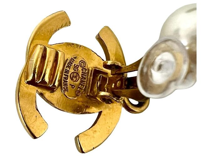 Chanel Vintage Coco Mark Gold Clip Earrings Golden - view 2