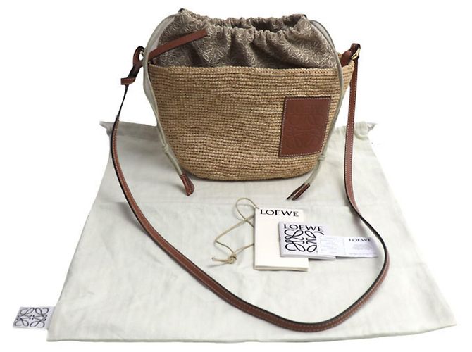 Sac à épaule Loewe Anagram Pochette Basket - vue 8