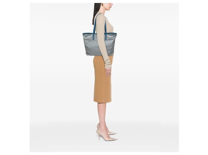 Tote Prada em Tessuto Symbole Triangolo azul com acabamentos em Saffiano Azul claro - vista 6