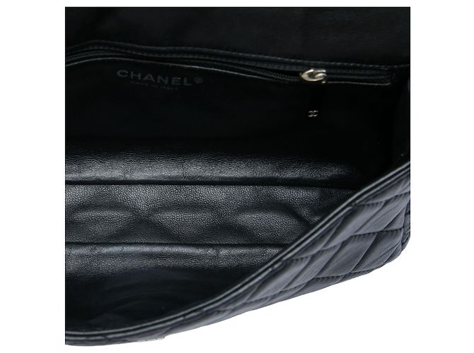 Clutch Roll Reissue 2.55 em pele de cordeiro acolchoada preta Chanel Preto - vista 4