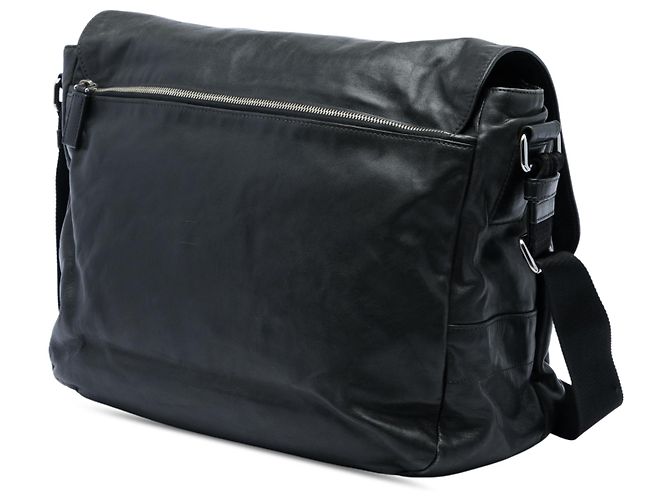 Double Prada Camera Bag aus weichem schwarzem Kalbsleder mit Klappe und Doppelverschluss - Ansicht 2