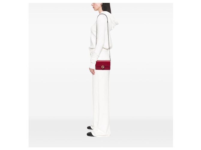 Cartera con cadena Gucci en piel de becerro Dollar roja con G entrelazadas - vista 5