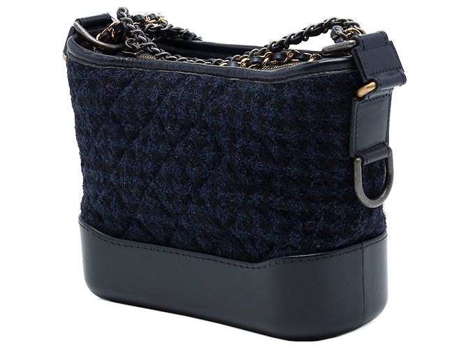 Chanel Gabrielle Crossbody Small in Tweed Blu e Pelle d'Agnello Ricamata Blu navy - vista 2