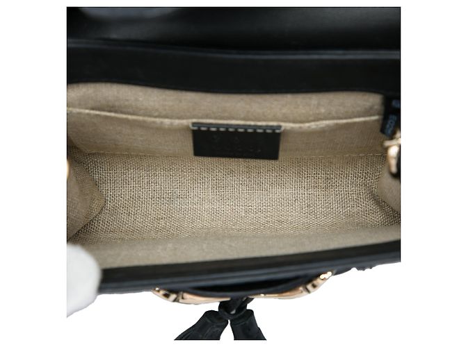 Gucci Mini Microguccissima Emily Crossbody Negro - vista 4
