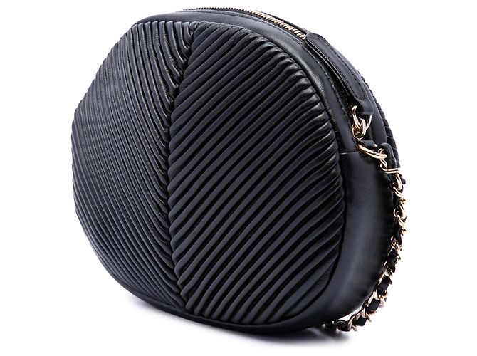 Bolso Camera Oval Plisado de Piel de Cordero Chevron Negro Chanel - vista 2