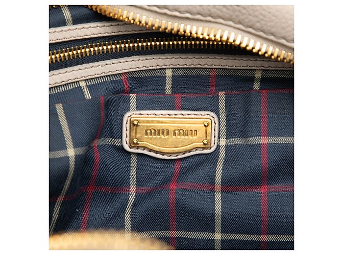 Bolsa Satchel Miu Miu em couro bege - vista 5