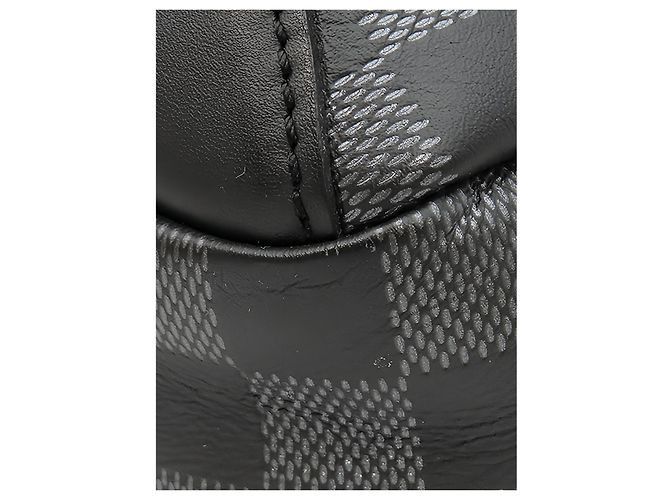 Louis Vuitton Black Damier Graphite Avenue Sling Preto - vista 9