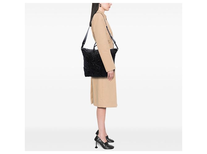 Tote convertible Prada em Tessuto preto com missangas e apliques florais - vista 6