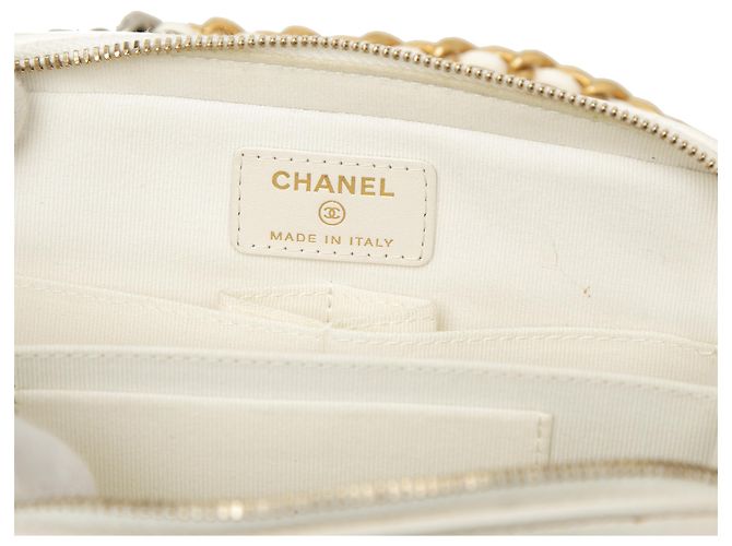 Bolso Camera Chanel 19 de piel de cordero blanca Blanco - vista 5