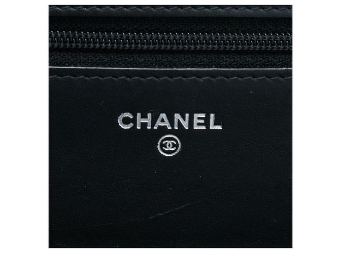 Chanel Black Quilted Patent Boy Wallet on Chain Noir - vue 5