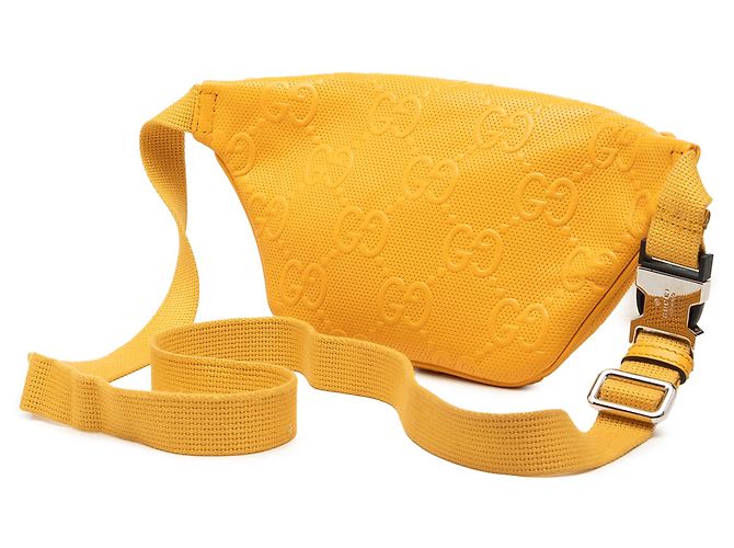 Bolso cinturón Gucci de piel de becerro perforada con relieve GG amarillo - vista 3