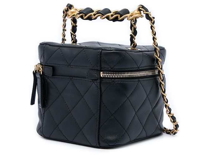 Piccolo Vanity Case Chanel in vitello trapuntato nero con catena e barra - vista 2