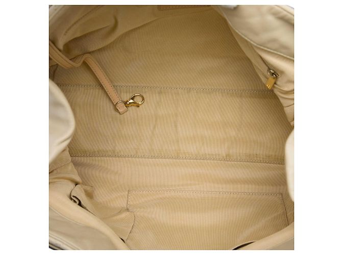 Chanel Beige Bicolor Quilted Lambskin In The Mix Tote - vista 4