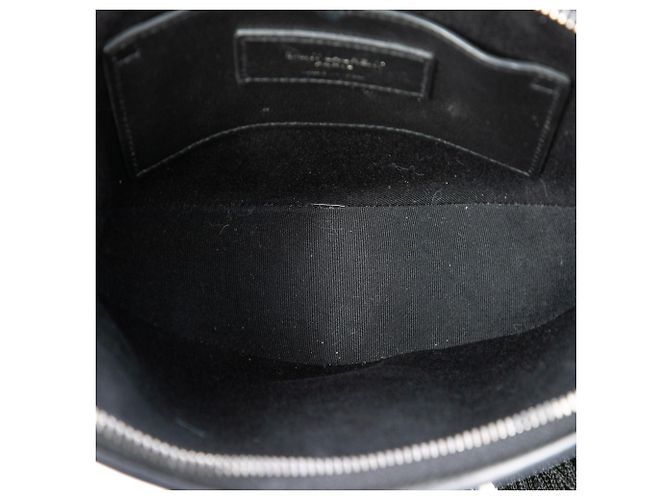 Autre Marque Borsa a tracolla Saint Laurent in pelle nera con monogramma a cuore e nappina Nero - vista 4