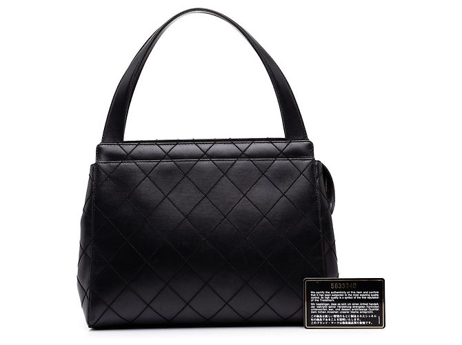 Sac à main Chanel en agneau noir avec surpiqûres CC - vue 7