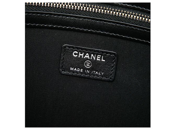 Clutch Chanel Deauville O Case Large in feltro di lana nero - vista 5